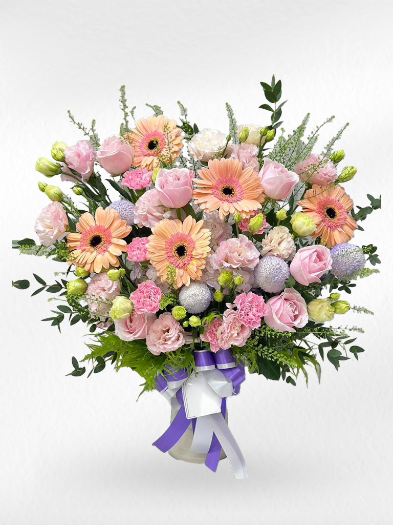 Peachy Dream – Flower Vase - BestBloomBuddy