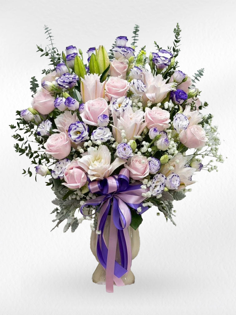 Lilac Dreams – Flower Vase