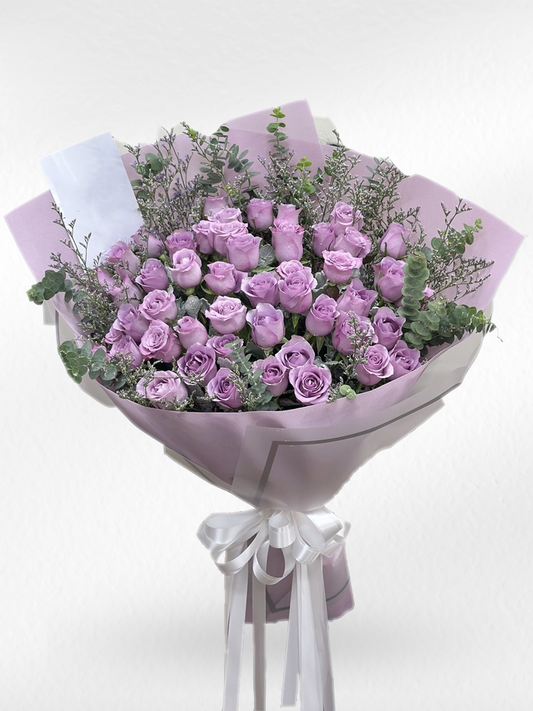 Royal Love – 50 Purple Roses Bouquet