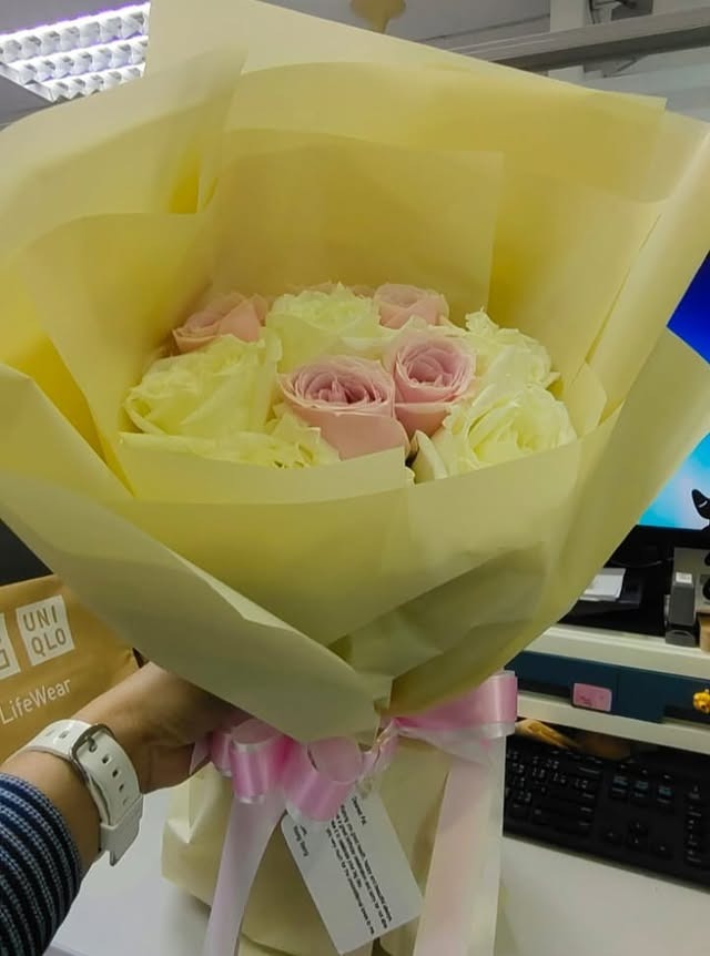 Our Story - 10 Pink and White Roses Bouquet