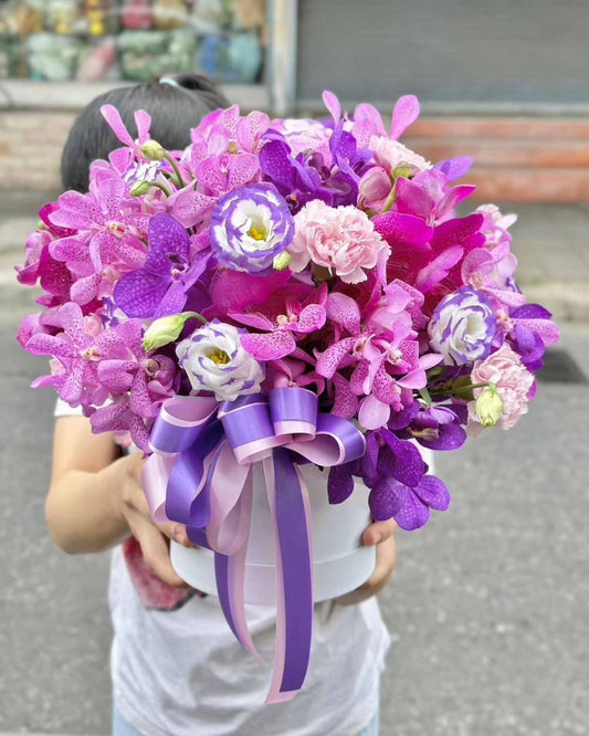 Violet Charm – Orchid Box