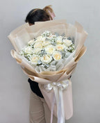 Ivory Love – 20 White Peony Roses (Garden Roses) - BestBloomBuddy