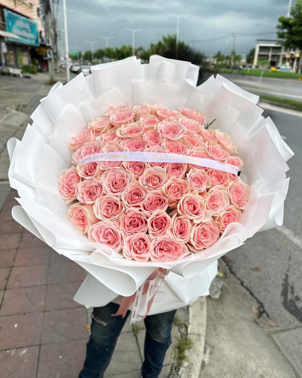 Sweet Petal - 50 Pink Roses Bouquet - BestBloomBuddy