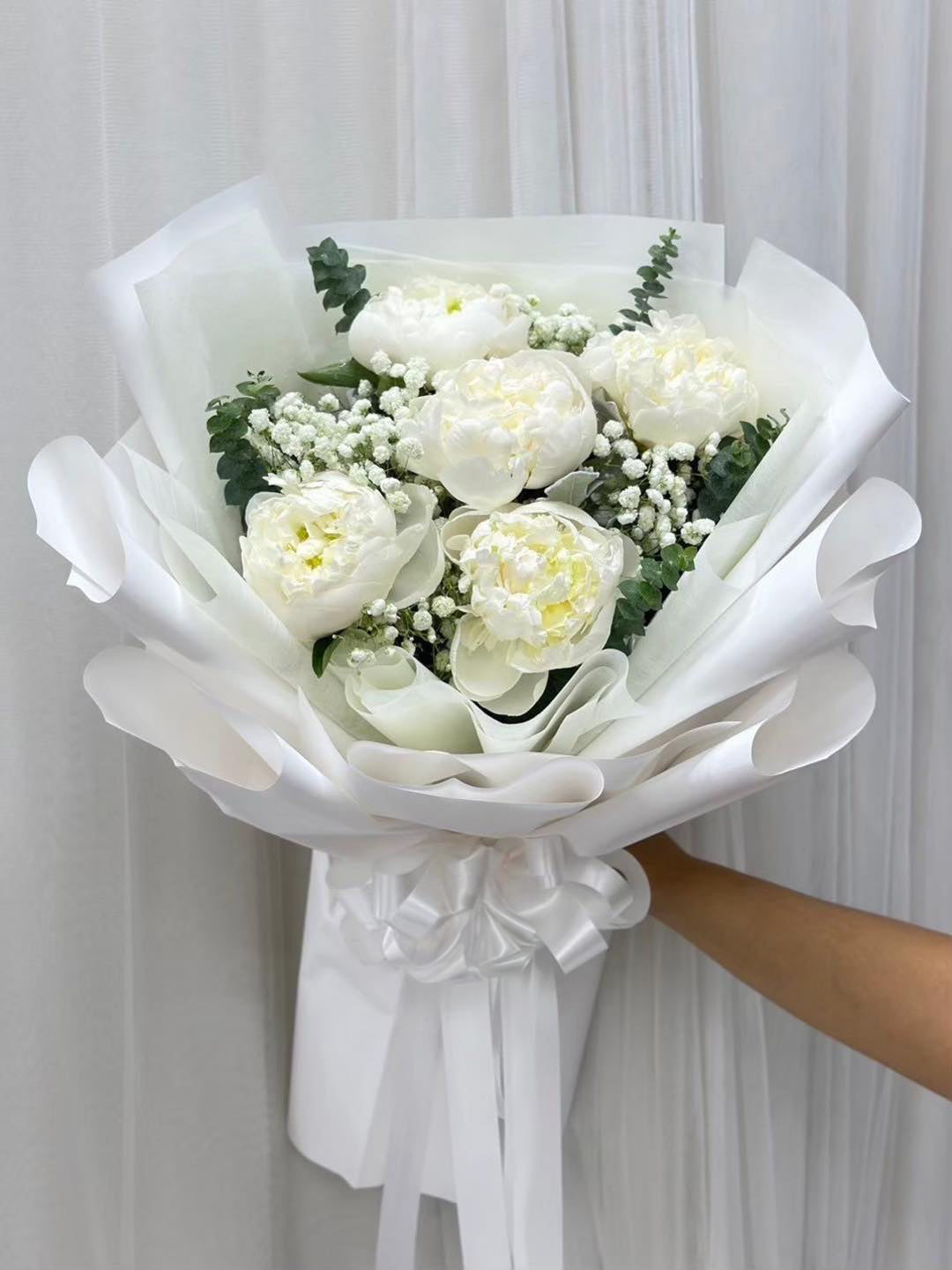 Snow Bloom - Peony Bouquet - BestBloomBuddy
