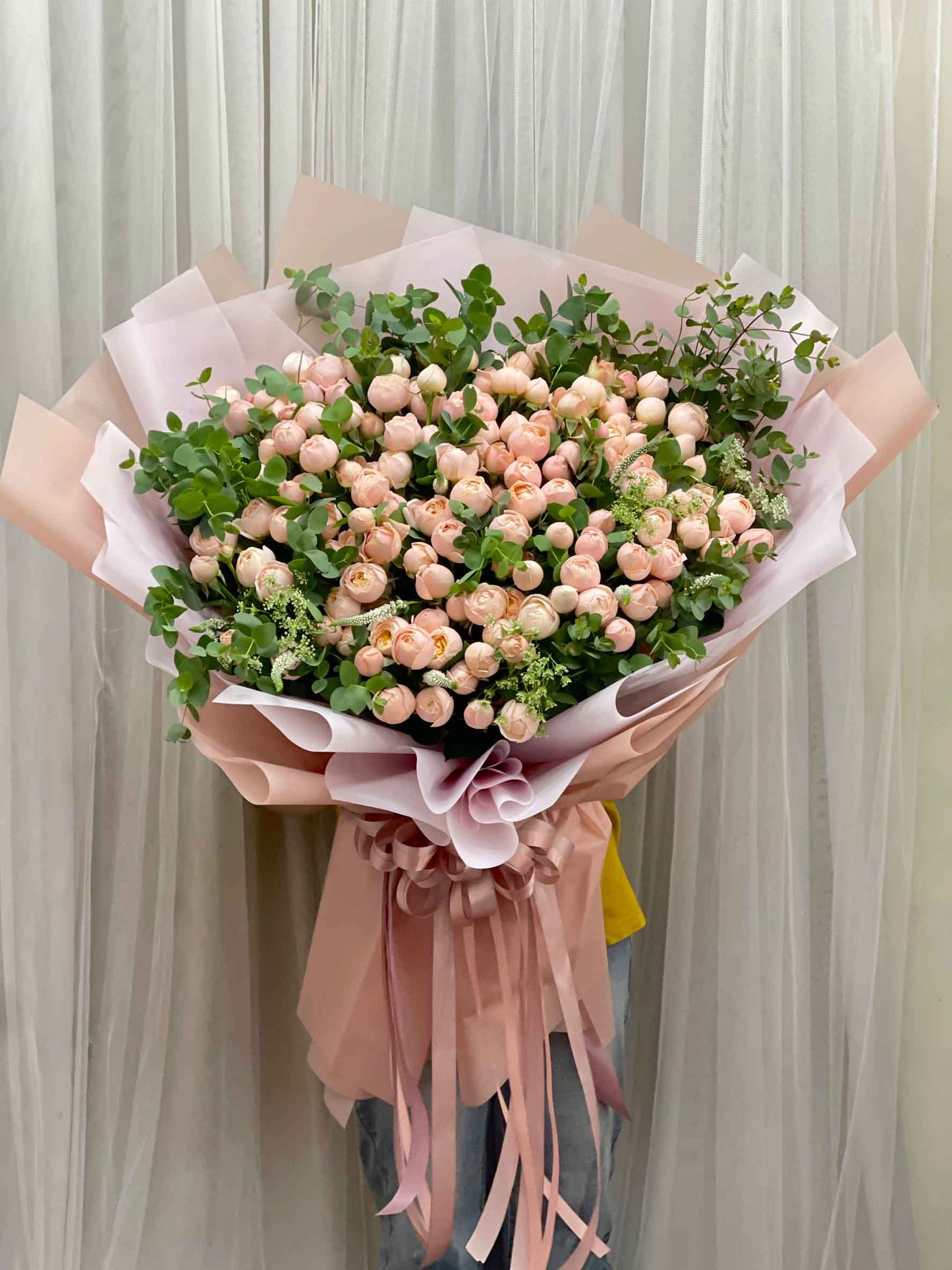 Forever in Bloom — Premium Grand Pink Spray Rose Bouquet