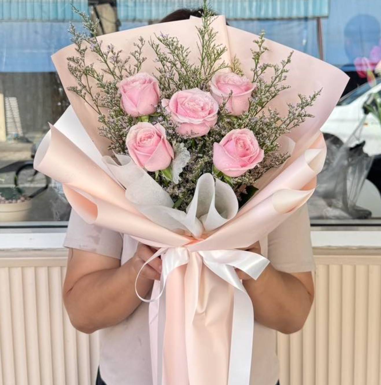 Tender Love – 5 Pink Roses Bouquet