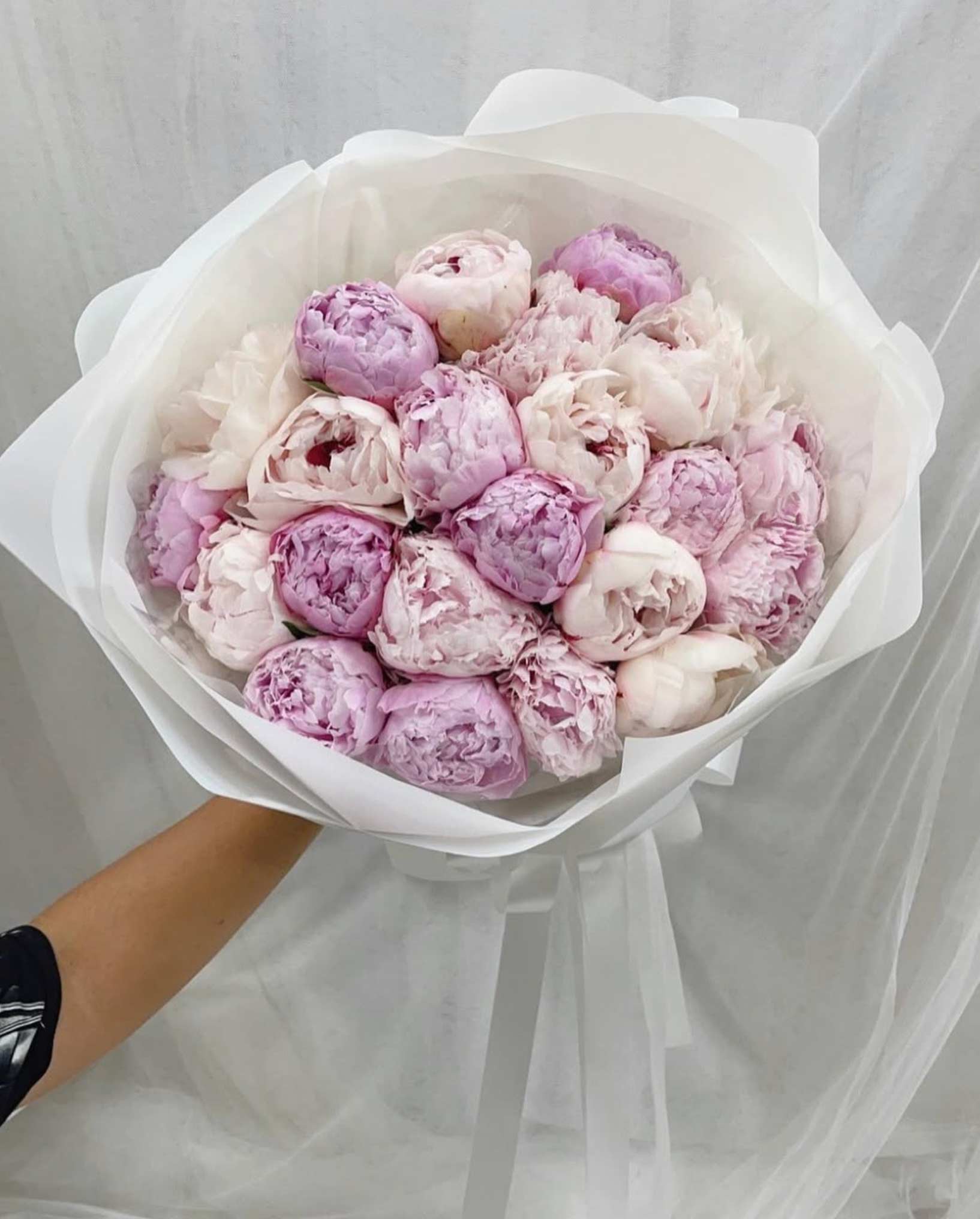 Sweet Garden - 20 Pink Peonies Bouquet - BestBloomBuddy