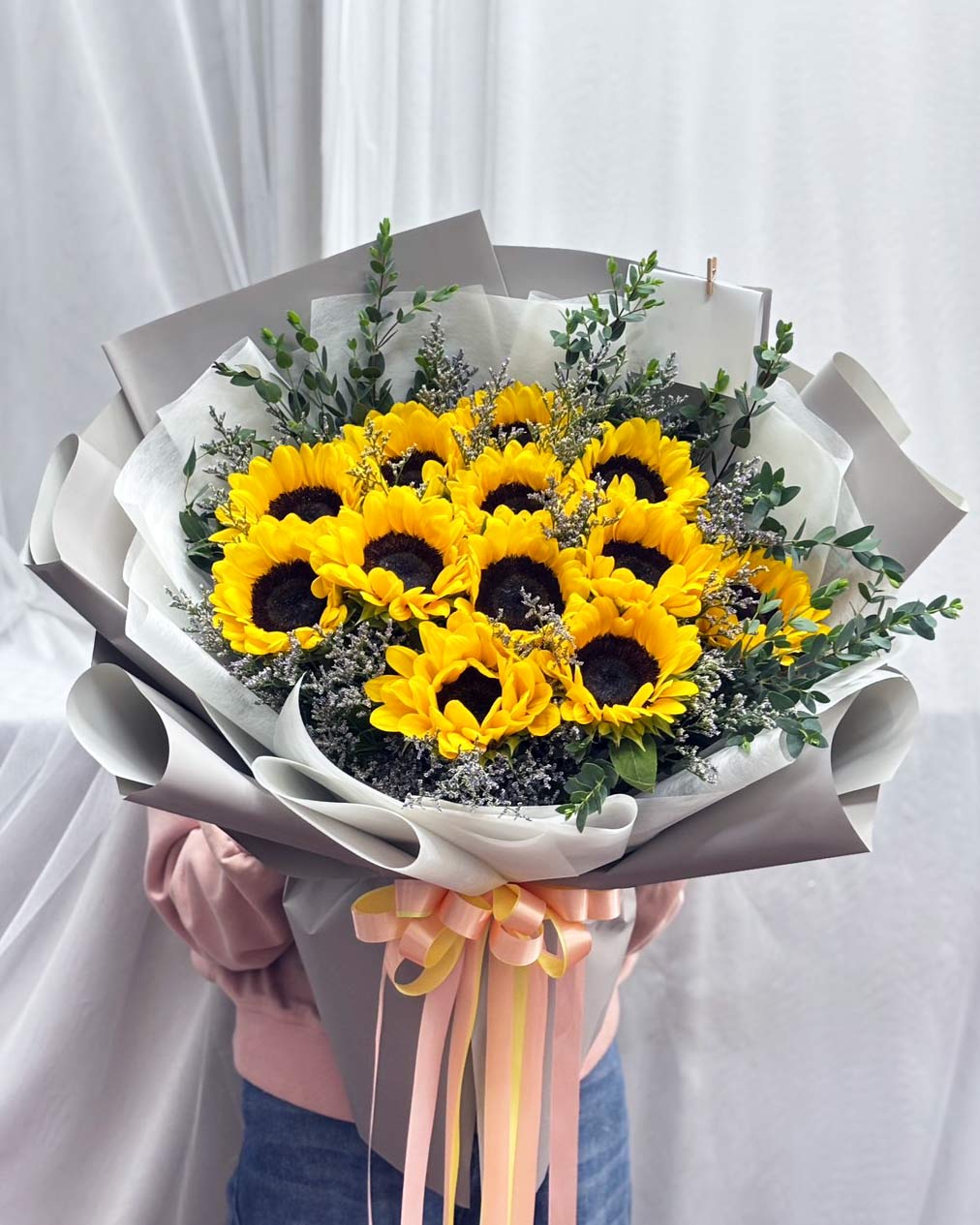 Sunlit Shining - 12 Sunflowers Bouquet - BestBloomBuddy