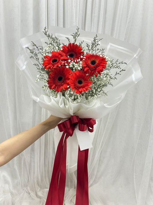 Beaming Heart - 5 Red Gerbera Bouquet