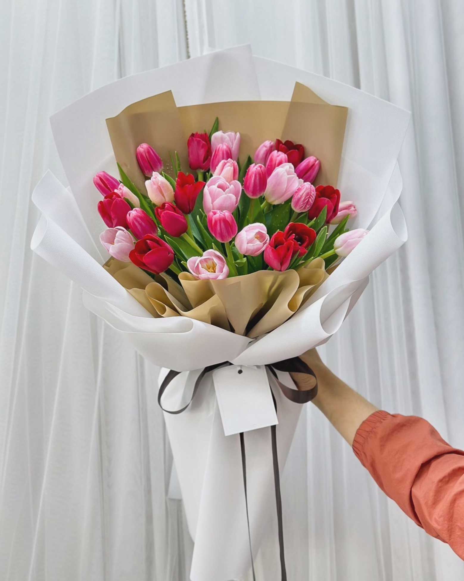 My Sweetheart - 30 Tulips Bouquet - BestBloomBuddy