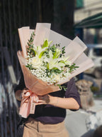 Cloud Kiss - Lily Bouquet - BestBloomBuddy