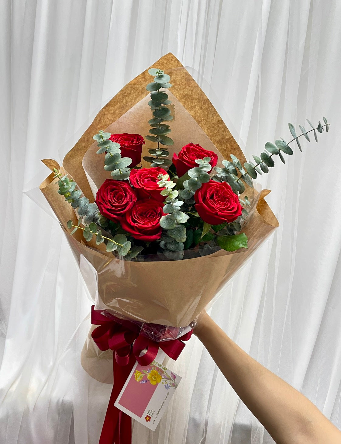 Red Velvet Love – 6 Red Roses Bouquet - BestBloomBuddy